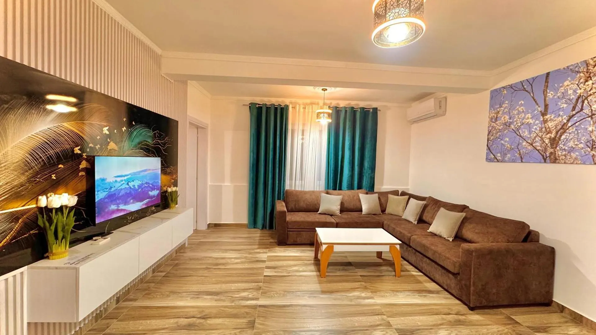 Elite Apartments Durrës 0*,